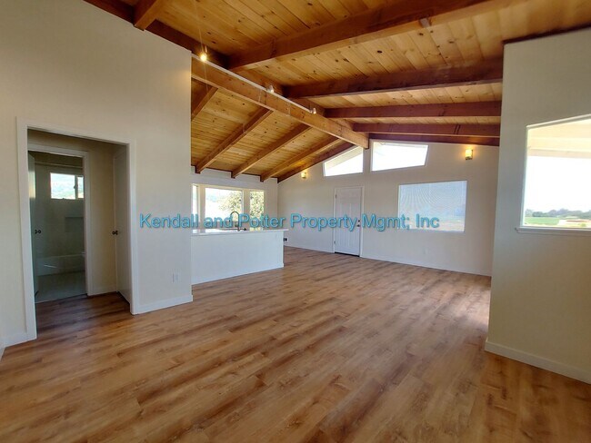 Building Photo - East Lake Ranch, LLC