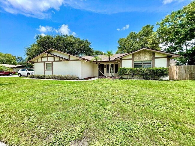 Building Photo - 3016 Oak Cove Dr
