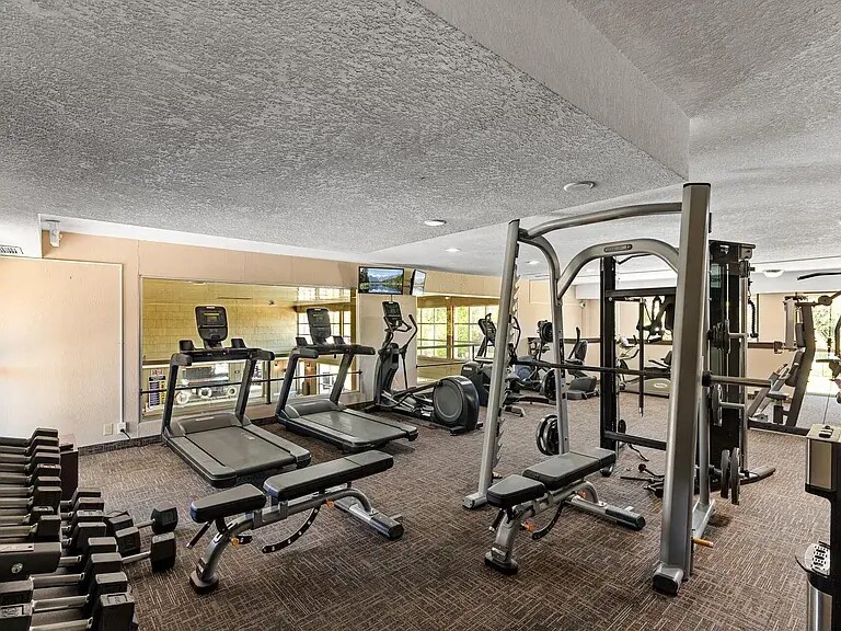 Workout Facility - 10630 Rockford Rd