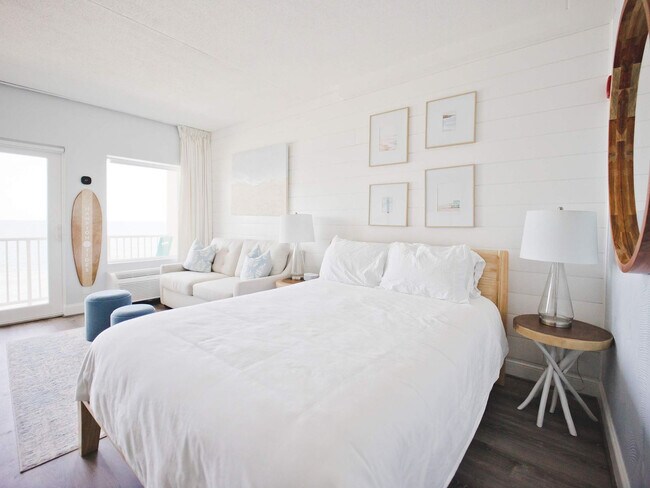 Building Photo - 703 Ocean Blvd