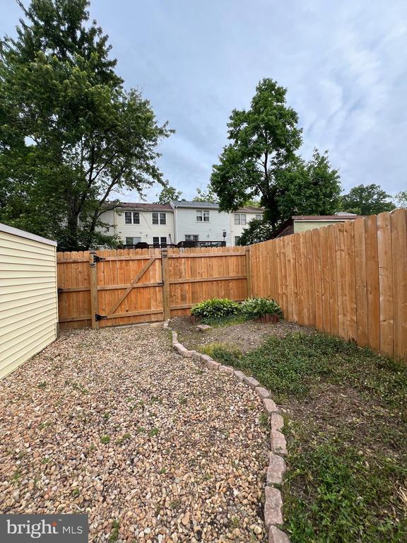 Building Photo - 12320 Woodlawn Ct