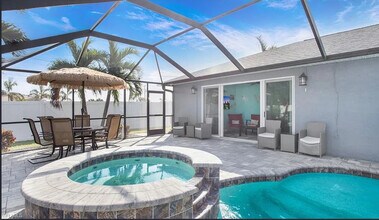 Building Photo - 1107 SW 41st Terrace