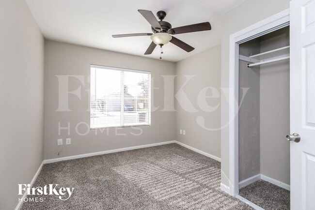 Building Photo - 848 E Morelos St