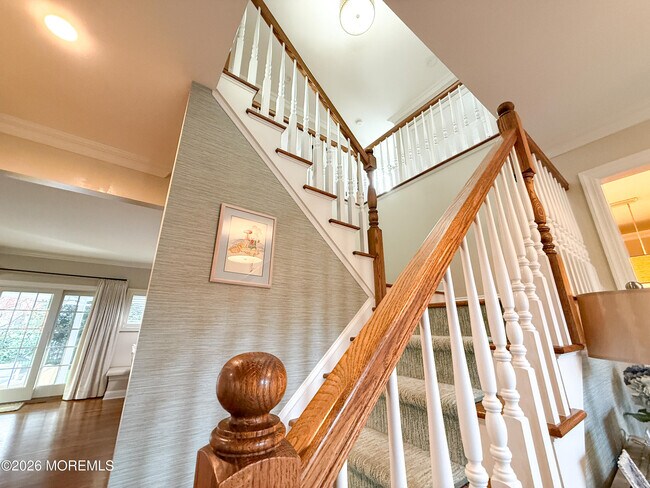 Building Photo - 315 Pitney Ave