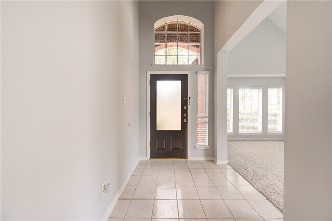 Building Photo - 15314 Amesbury Ln