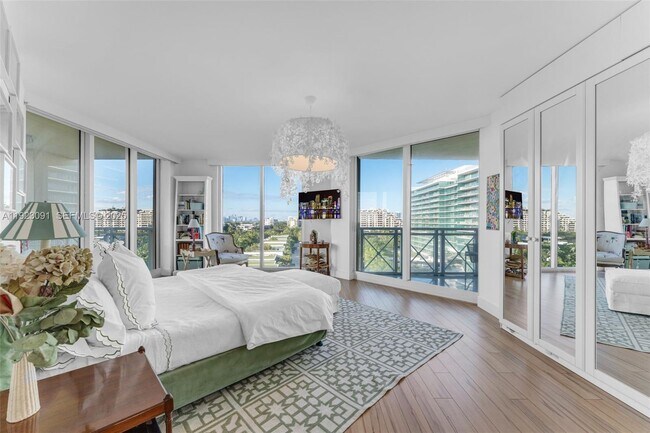 Building Photo - 430 Grand Bay Dr