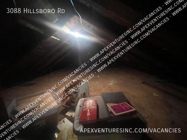 Building Photo - 3088 Hillsboro Rd