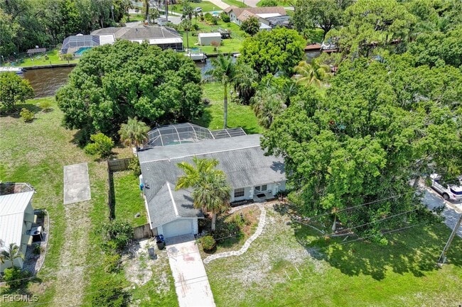 Building Photo - 1837 Marina Cir