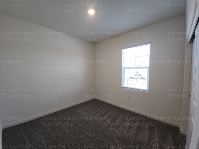Building Photo - Newly constructed 3 bedroom/ 2 bathroom ho...