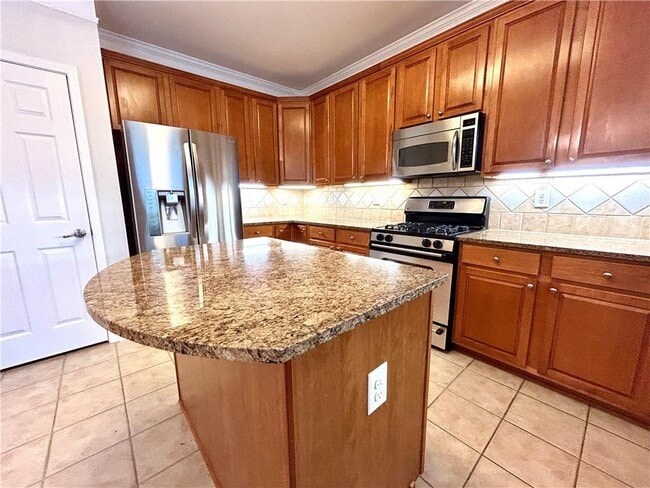 Building Photo - 4692 Wehunt Commons Dr