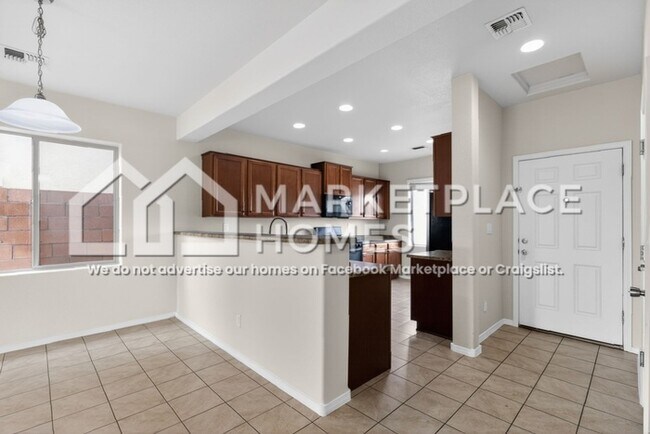 Building Photo - 9808 Farinosa Ave SW