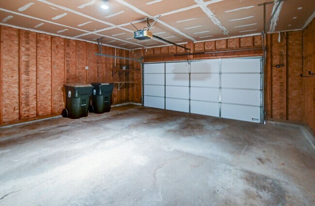 Building Photo - 1398 Prairie Rose Dr