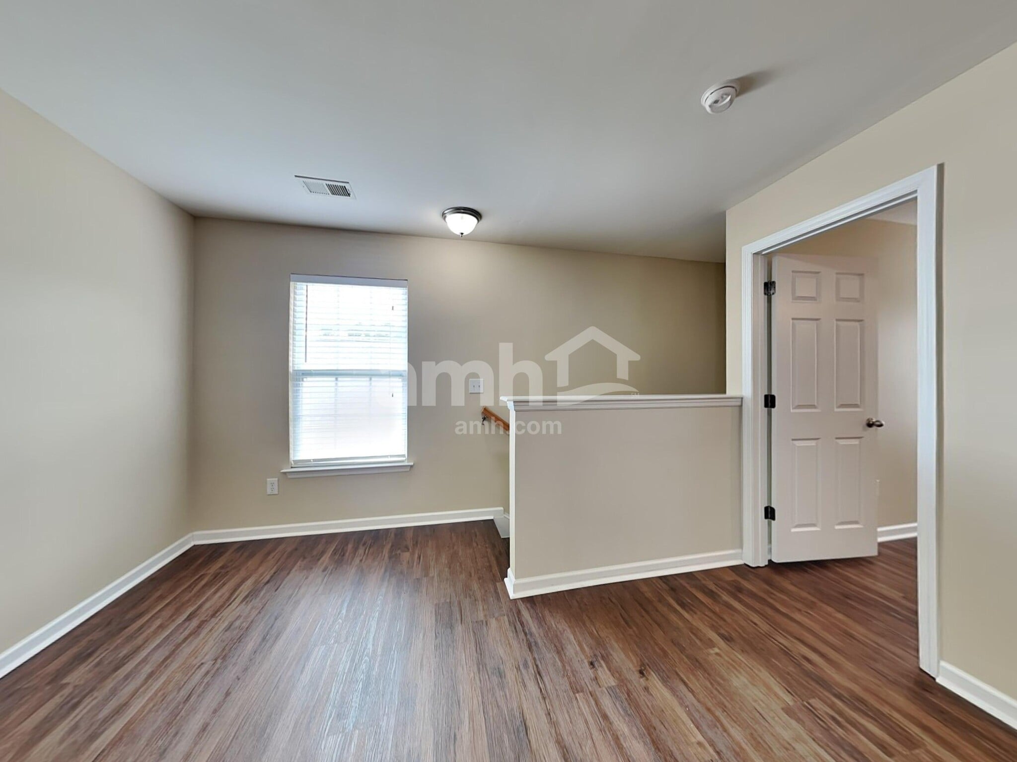 Building Photo - 314 Southwilde Way