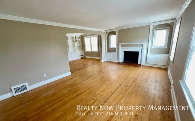 Building Photo - 3638 Glencairn Rd