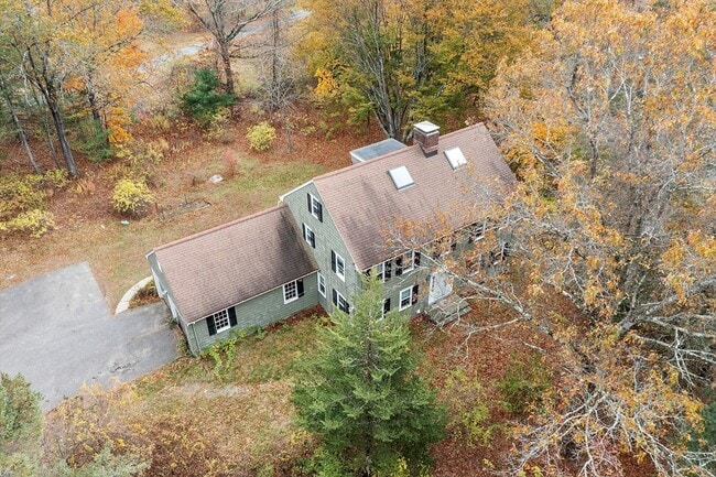 Building Photo - 40 A Baker Bridge Rd