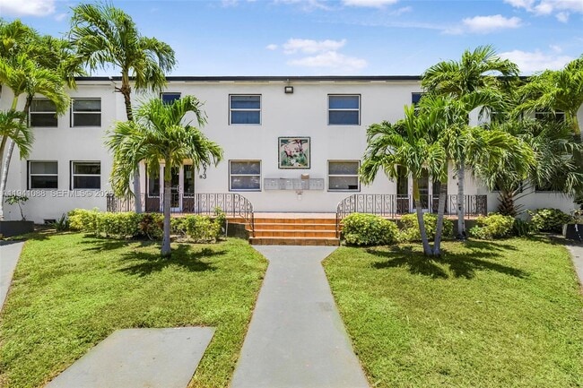 Building Photo - 575 NE 82nd St