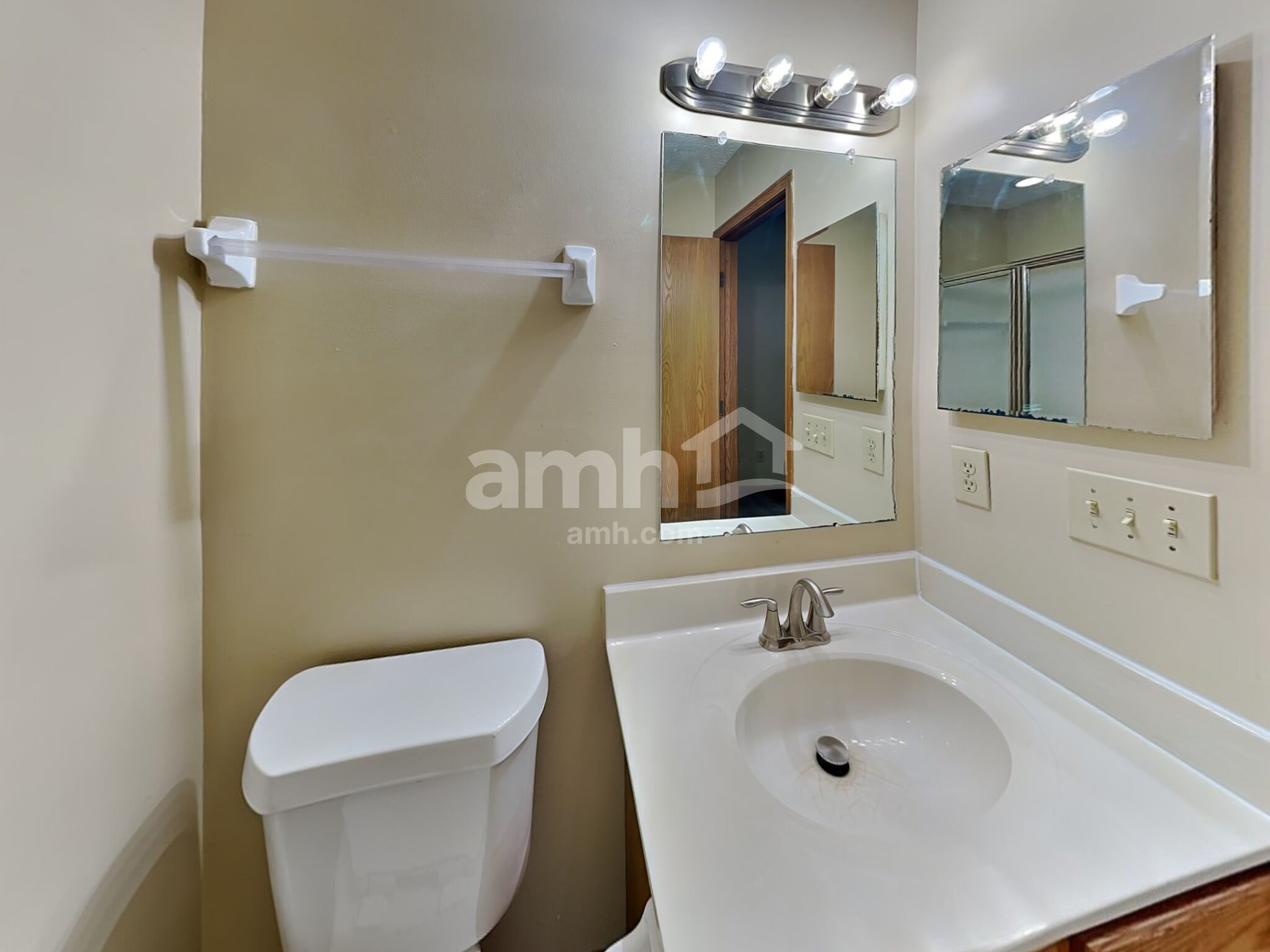 Building Photo - 5712 Danmar Dr