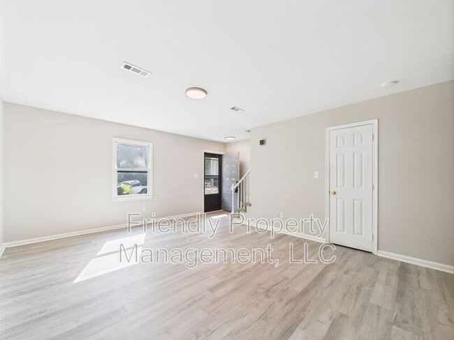 Building Photo - 4067 Greene Haven Dr
