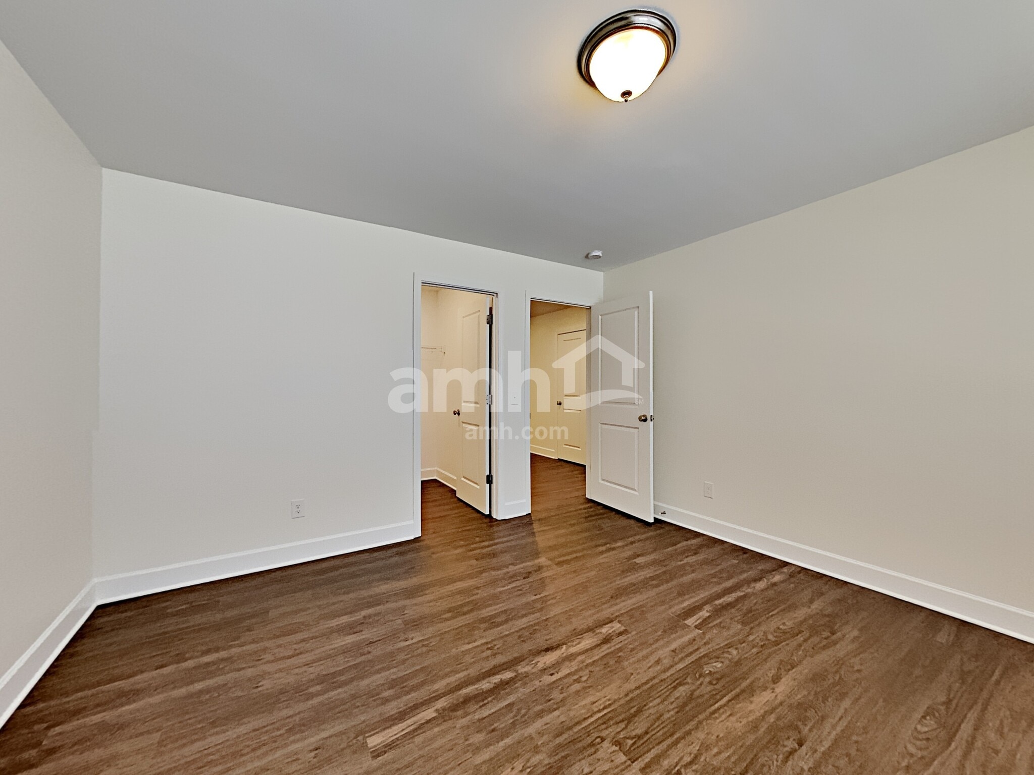 Building Photo - 4949 Chutney Dr