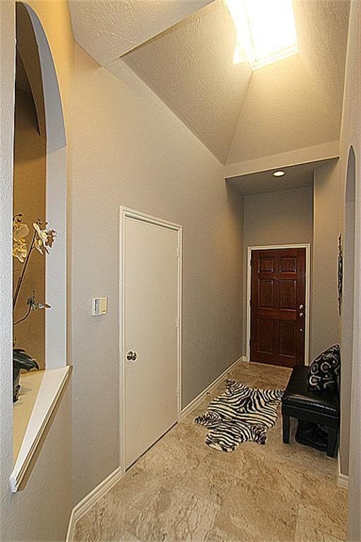 Building Photo - 3204 Kyle Ct