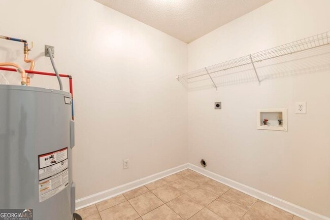 Building Photo - 215 Wingfield Way