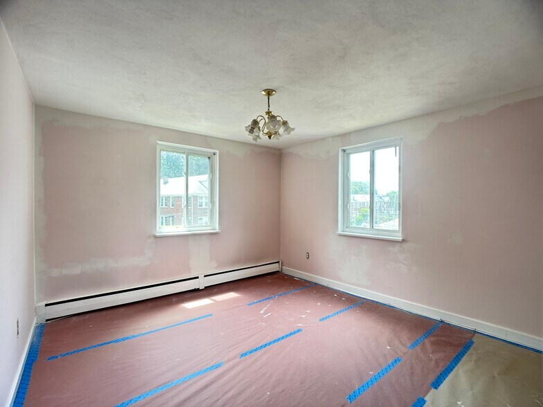 Building Photo - 71 Colborne Rd