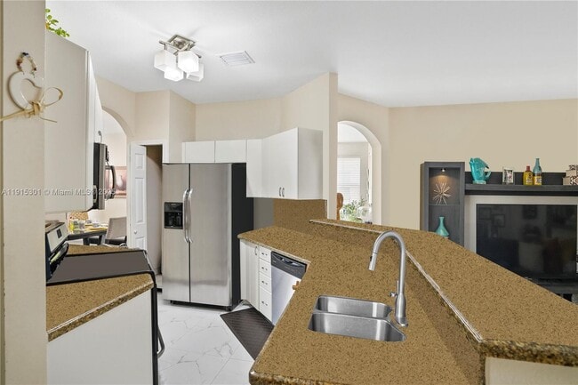 Building Photo - 11753 SW 137th Path