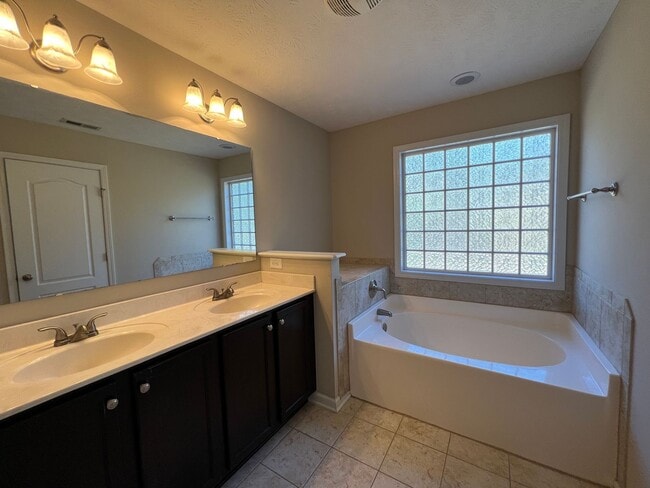 Building Photo - Beautiful Raeford Home with Fenced Backyard