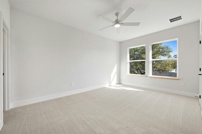 Building Photo - 1339 Allen Rd