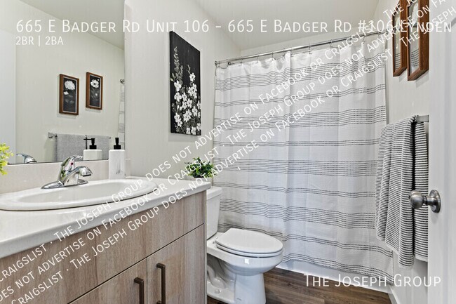 Building Photo - 665 E Badger Rd
