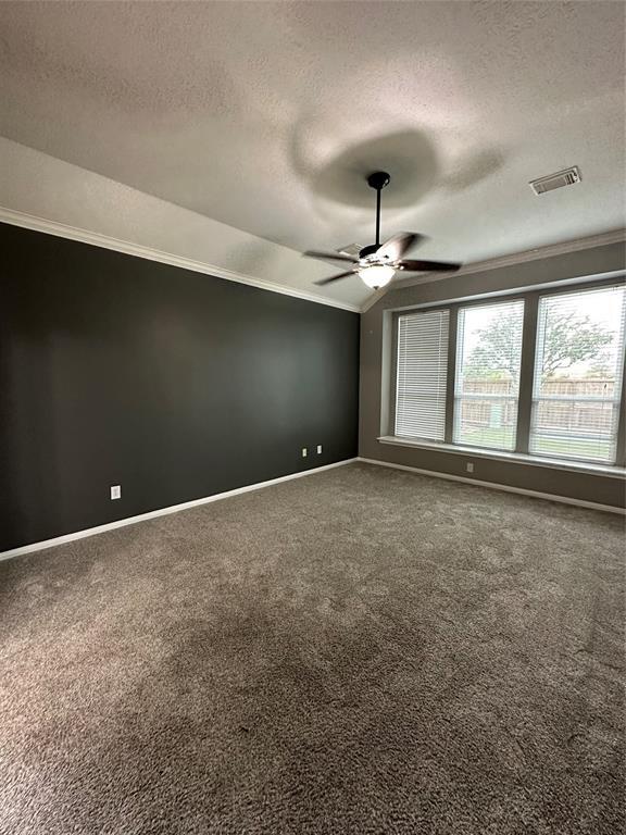 Building Photo - 20235 Concord Hill Dr