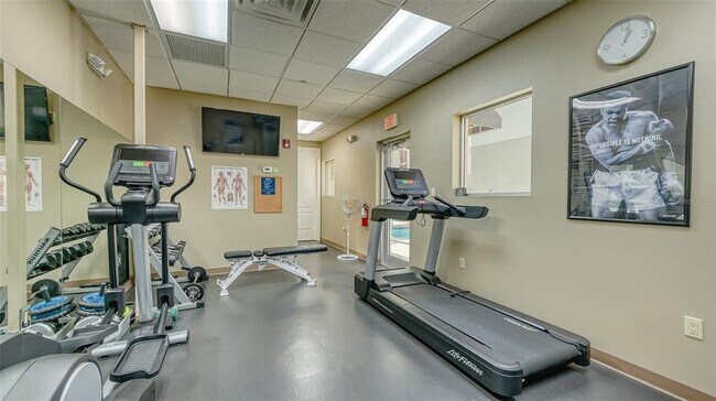 Building Photo - 235 Cocoanut Ave