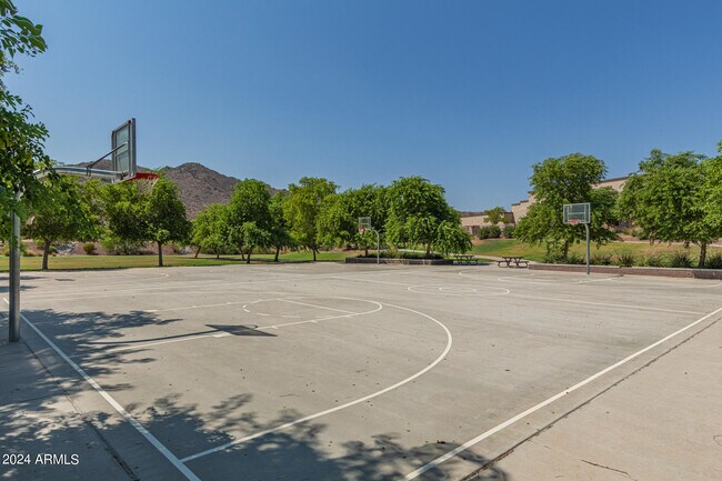 Building Photo - 21366 W Almeria Rd