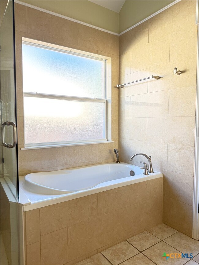 Building Photo - 2600 Garden Brook Trail