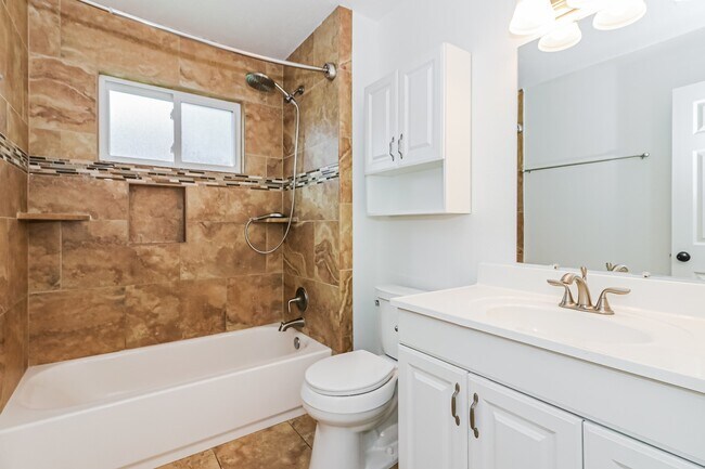 Building Photo - 28914 Champion Oaks Dr