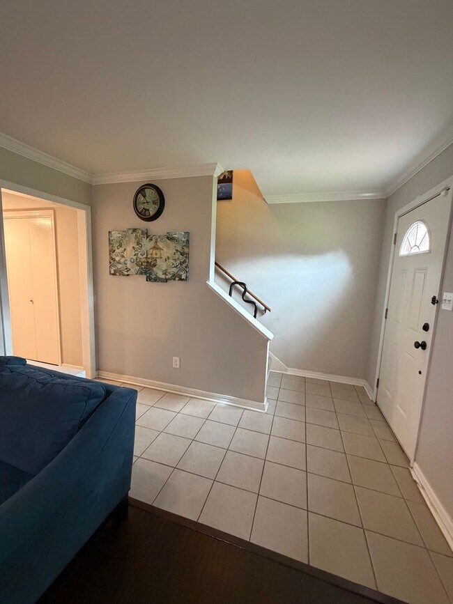 Building Photo - 9505 Balsa Dr