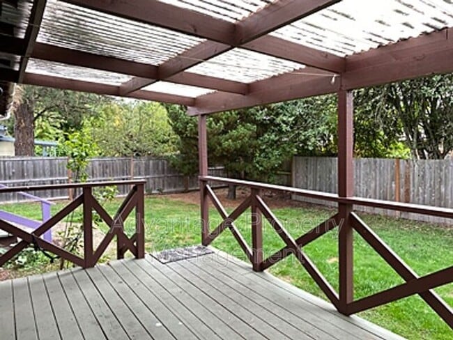 Building Photo - 1235 NW 27th St