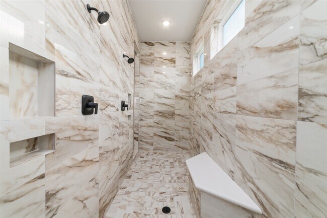 Building Photo - 2338 Shooting Star Ln