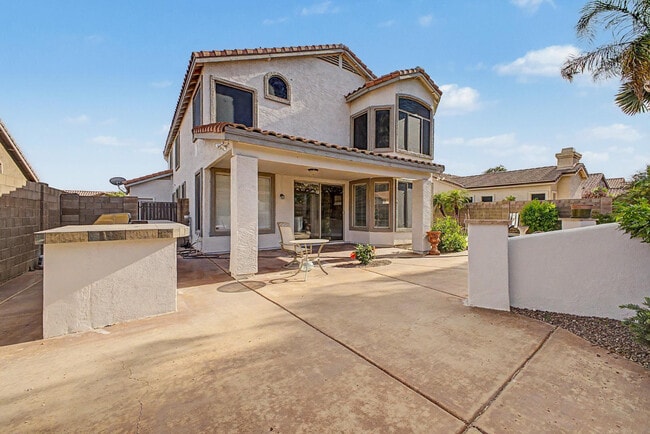 Building Photo - 6772 W Sonnet Dr