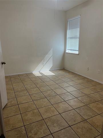 Building Photo - 8712 Rainy Lake Dr
