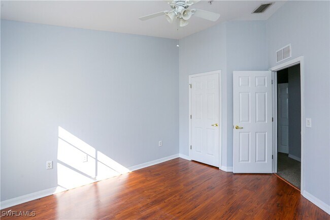 Building Photo - 937 Hampton Cir