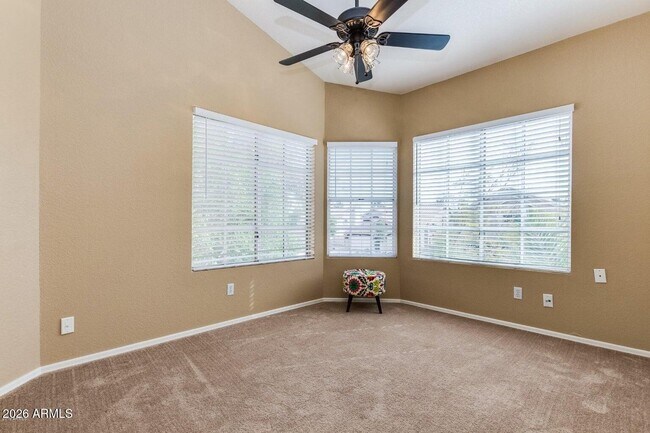 Building Photo - 3822 E Wildwood Dr