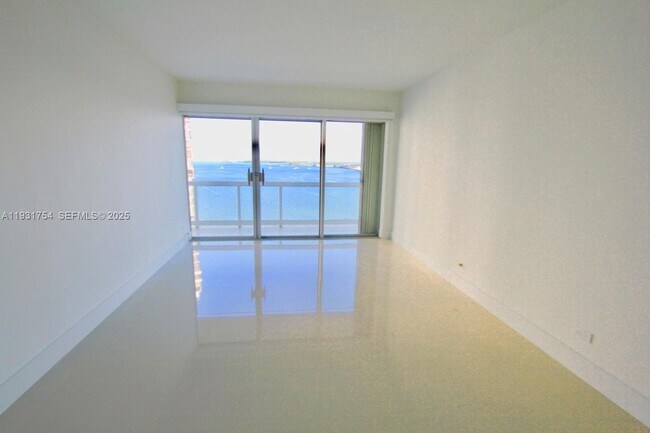 Building Photo - 2451 Brickell Ave