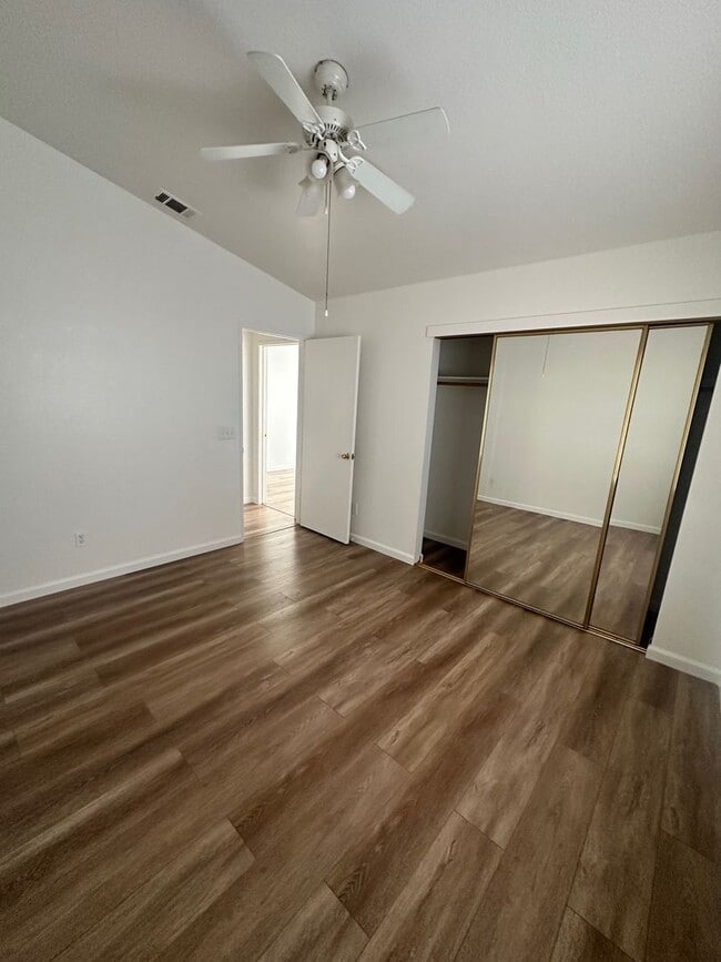 Building Photo - Move-In Special: 1/2 Off 1st Months Rent