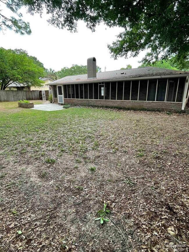 Building Photo - 4140 April Rd