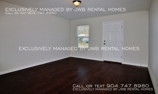 Building Photo - 8482 McGirts Village Ln