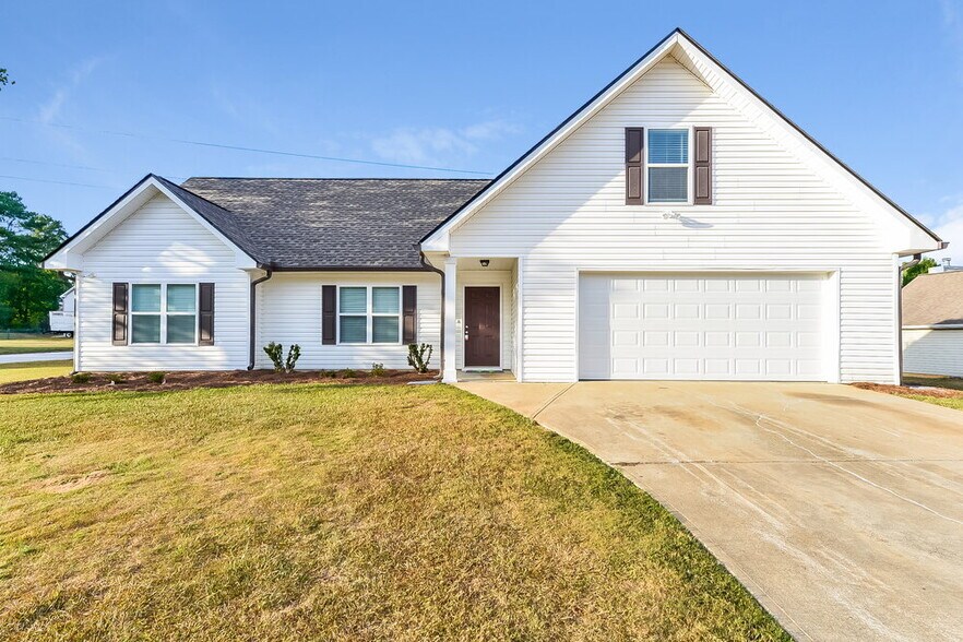 Primary Photo - 320 Woodland Ridge Cir
