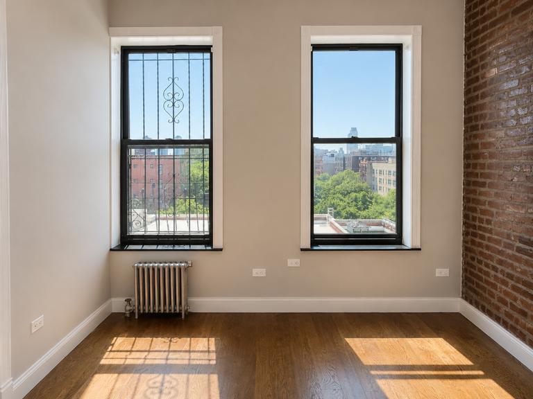 Building Photo - 60 Avenue B