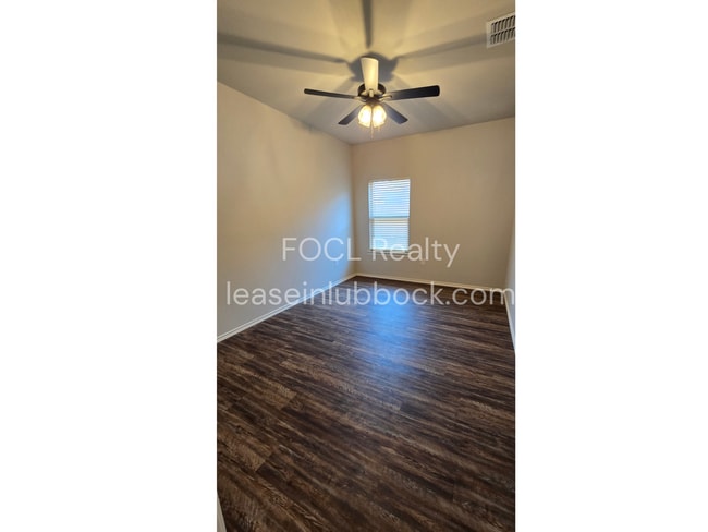 Building Photo - Modern, Open-concept in Frenship District