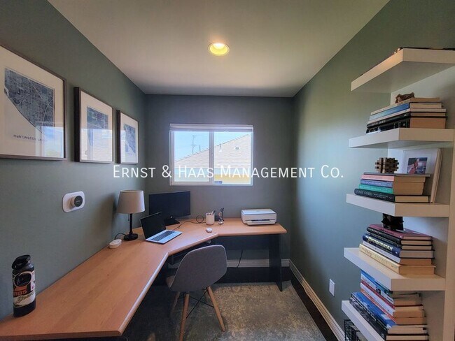 Building Photo - 15616 Firmona Ave